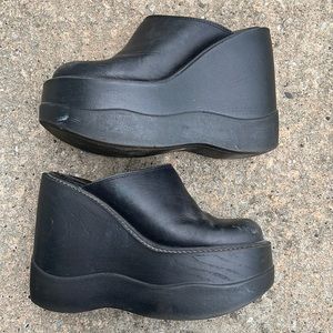 Euphoria Vintage Y2K Steve Madden Platform Mules Leather